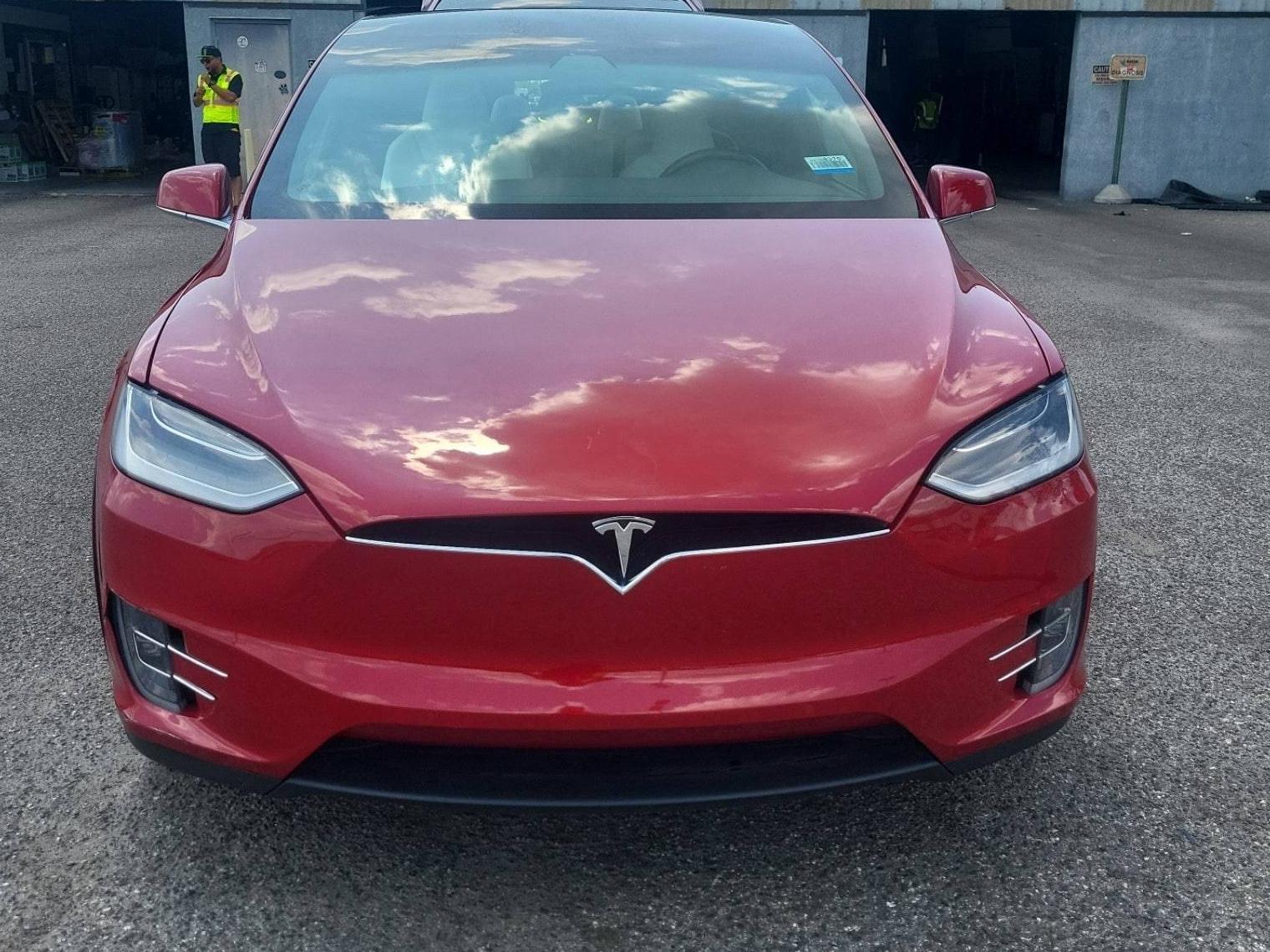 TESLA MODEL X 2019 5YJXCAE23KF190001 image